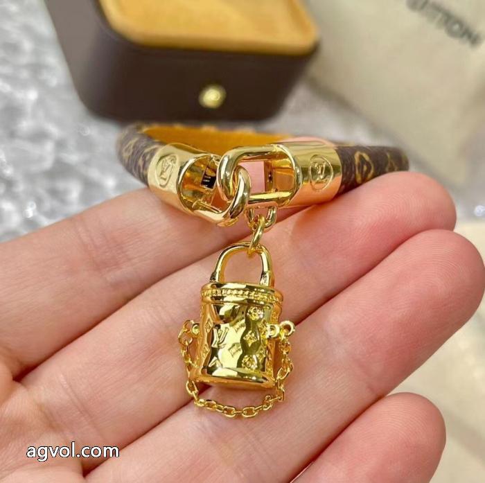 コピー 商品 ブランドルイ ヴィトン新作入荷2026 お洒落 女性らしい!人気アクセサリー.._0_4