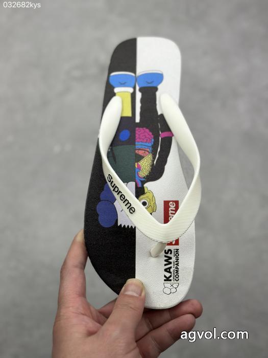 SUPREME 2026スーパーコピー速達EMS便 2026秋冬大人気 上品低価スニーカー.._0_1