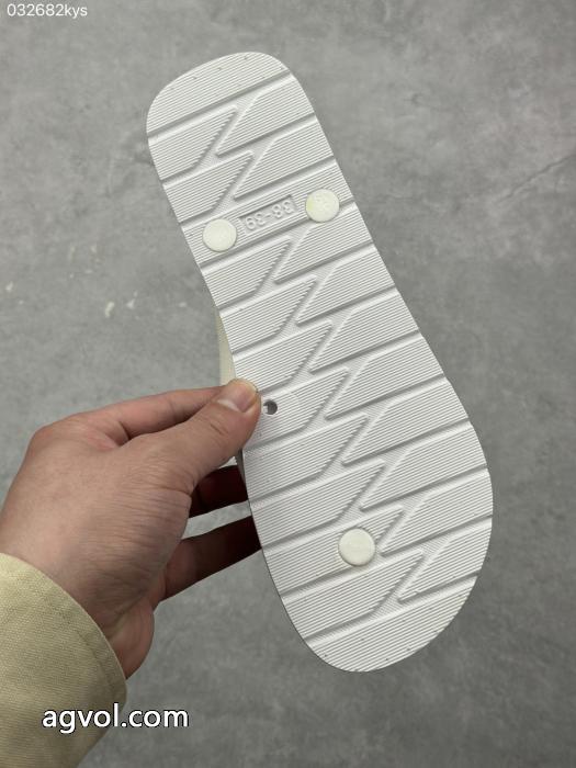 SUPREME 2026スーパーコピー速達EMS便 2026秋冬大人気 上品低価スニーカー.._0_4