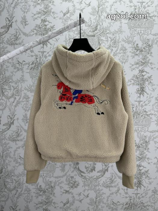 バーバリーコート偽 ブランド 通販大人気!!完売前に 若々しい雰囲気 定番が欲しい方_1_1
