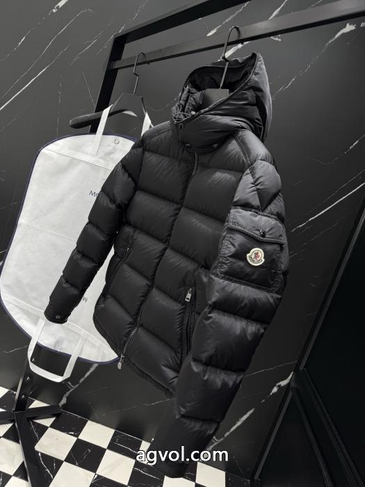 ブランド スーパー コピー&nbsp;&nbsp;&nbsp;&nbsp;ダウンジャケットMONCLER大好評 大人気カラー入荷！ 快適な着心地._0_3