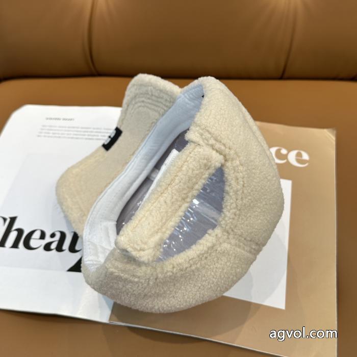 balenciagaブランド コピー 品&nbsp;&nbsp;&nbsp;&nbsp;帽子セレブや芸能人からも愛用 2026?2026秋冬流行色紹介 一味違うケーブル編みが魅力満点._0_2