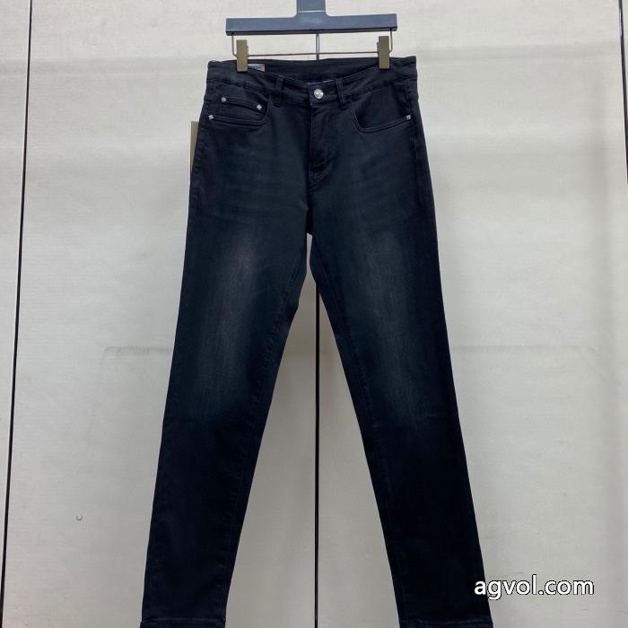 最新作入荷 新作セール 高評価アイテムブランド 偽物 激安 通販ジーンズBURBERRY_0_2
