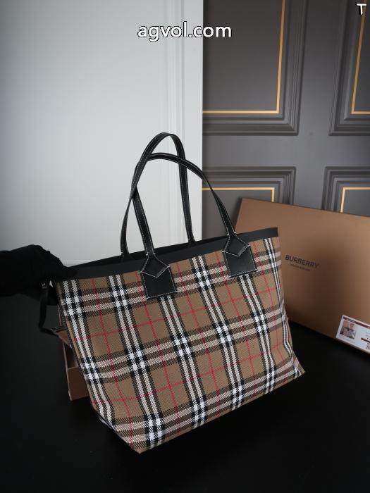 注目冬新作 優秀なアイテム 上級者の風格漂う偽物 ブランド ショップバッグBURBERRY_0_0