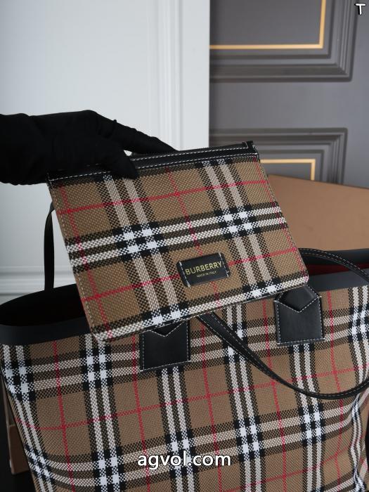注目冬新作 優秀なアイテム 上級者の風格漂う偽物 ブランド ショップバッグBURBERRY_0_2
