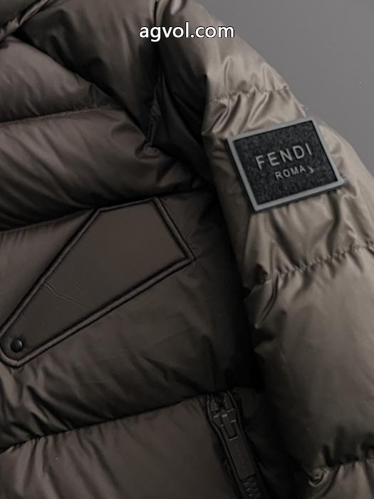 &nbsp;&nbsp;&nbsp;&nbsp;ダウンジャケットブランドコピー秋らしい繊細なアイテム 世代不問 格安大特価FENDI.._0_3