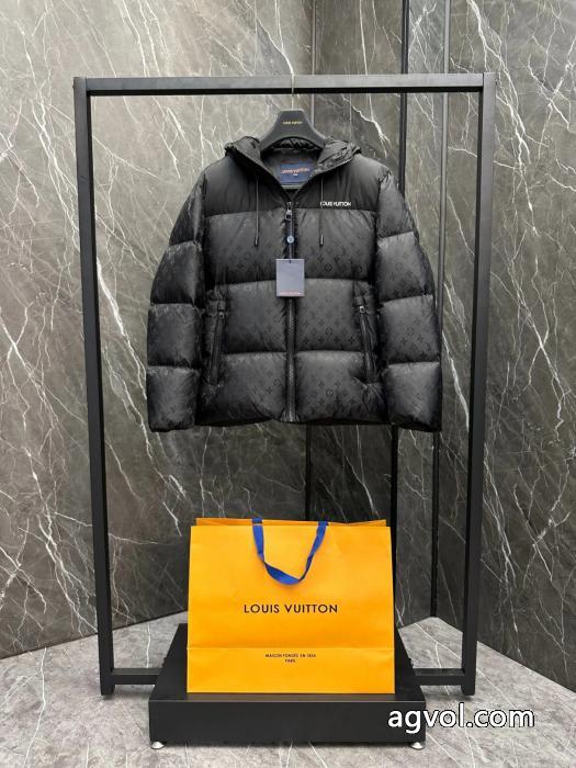 ブランド 品 コピー&nbsp;&nbsp;&nbsp;&nbsp;ダウンジャケットLOUIS VUITTON【人気ブログ掲載】   顧客優待セール 良好品._0_0