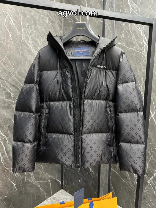 ブランド 品 コピー&nbsp;&nbsp;&nbsp;&nbsp;ダウンジャケットLOUIS VUITTON【人気ブログ掲載】   顧客優待セール 良好品._0_4