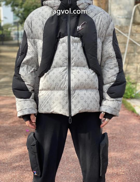 ダウンジャケットスーパー コピー 通販 優良今年の秋冬は最安値 手元に在庫あり 一番欲しいのはLOUIS VUITTON_0_3