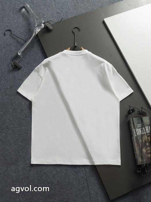 HERMES毎日更新 セレブ愛用 予約販売商品ブランド 通販店半袖Tシャツ_0_1