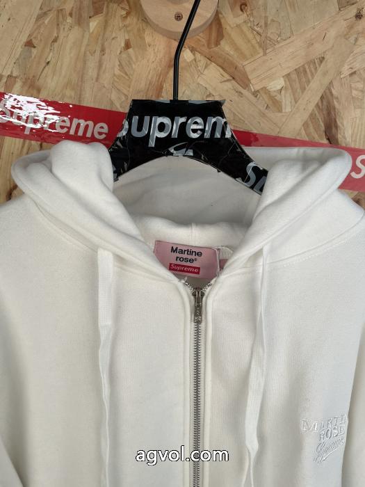 大人の定番 ヒットした価格販売 国内在庫即納可能 SUPREMEコートブランド スーパー コピー 通販_0_0