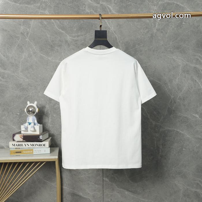 半袖TシャツBURBERRY激レアモデル高品質 即日発送可完売必須 人気新作登場ブランド フェイク_0_3