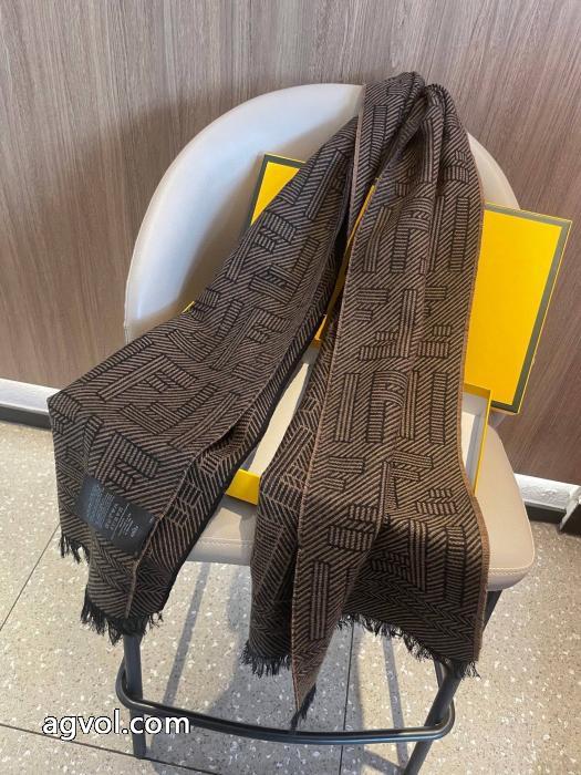 マフラー魅力的アイテム 人気セール送料無料 期限限定！ブランド コピー 品FENDI_0_1