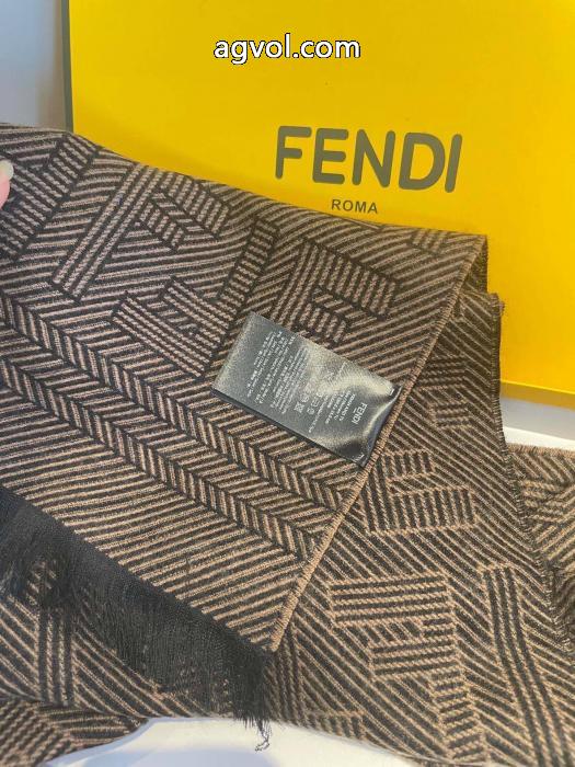 マフラー魅力的アイテム 人気セール送料無料 期限限定！ブランド コピー 品FENDI_0_2
