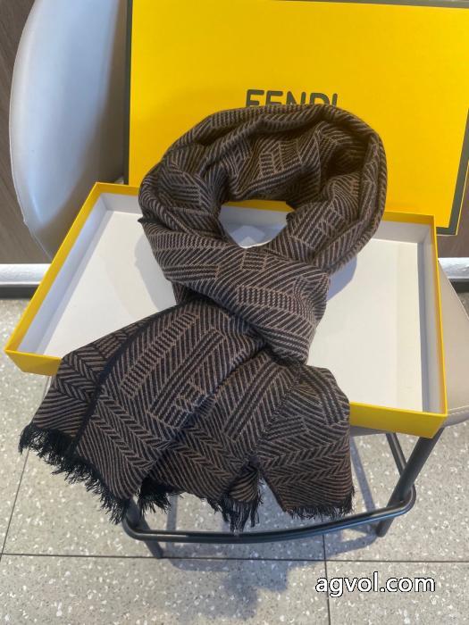 マフラー魅力的アイテム 人気セール送料無料 期限限定！ブランド コピー 品FENDI_0_4