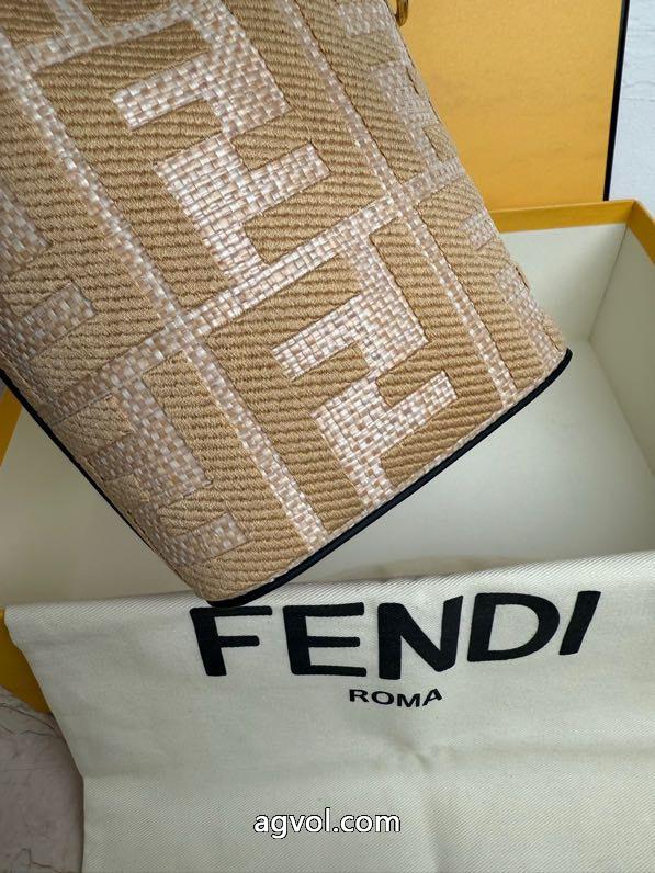 バッグFENDI楽天市場 爽やかすぎない大人の印象に 国内即発送込コピー ブランド 通販._0_2