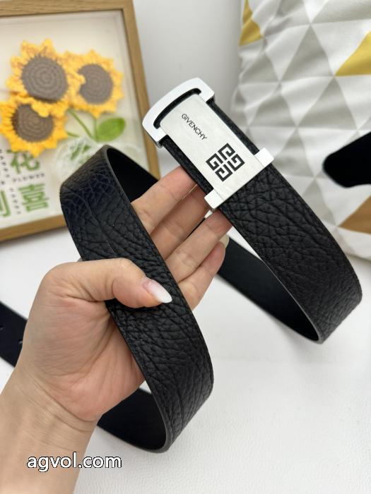 偽物 ブランド 激安2026秋冬流行ファション  完売必須 大活躍間違いなしGIVENCHY&nbsp;&nbsp;&nbsp;&nbsp;ベルト._0_3