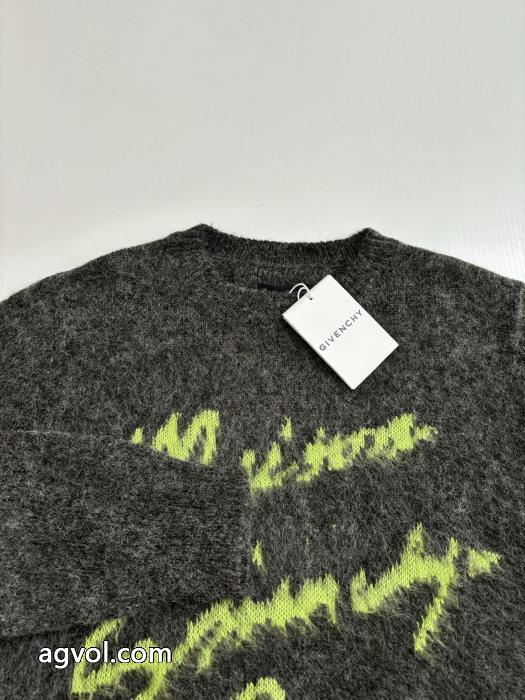 セーターGIVENCHY最安国内発送 トップスをインするスタイル 完売品！ブランド コピー 激安._0_2