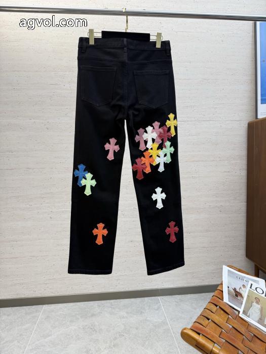 ジーンズ大人っぽく見せ新作 話題が沸騰中 機能的なアイテムブランド 偽物 通販CHROME HEARTS_0_1
