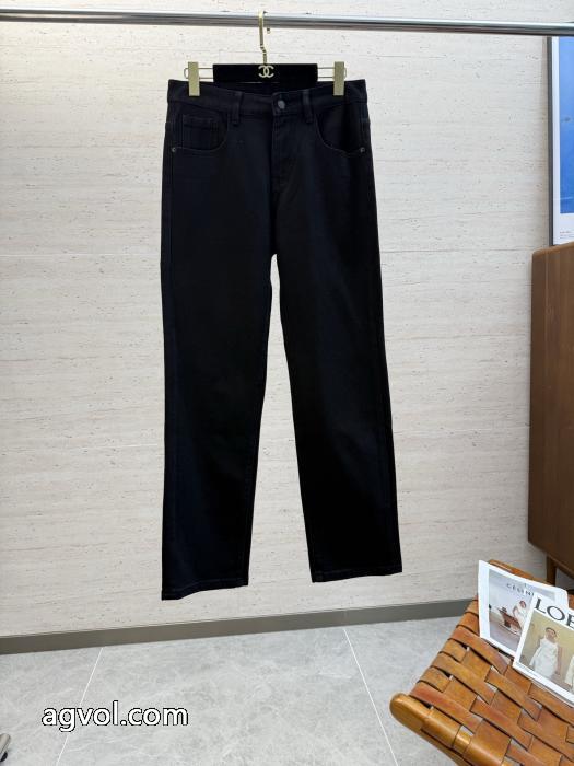 ジーンズ大人っぽく見せ新作 話題が沸騰中 機能的なアイテムブランド 偽物 通販CHROME HEARTS_0_2