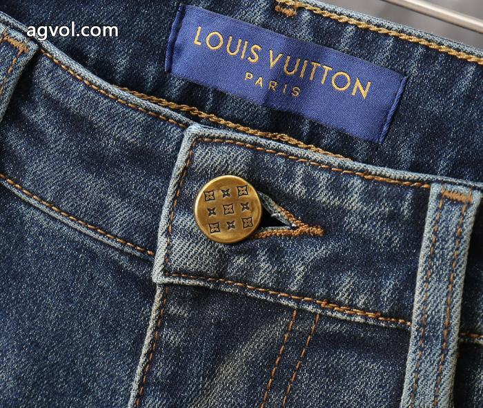 ジーンズブランド 偽物LOUIS VUITTON注目なアイテム 毎年定番 個性的なデザイン _0_3