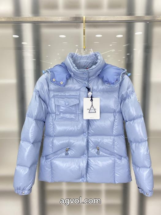 ブランド コピーMONCLERダウンジャケット最高ランク 今年の流行りファション 毎年大人気商品_0_1