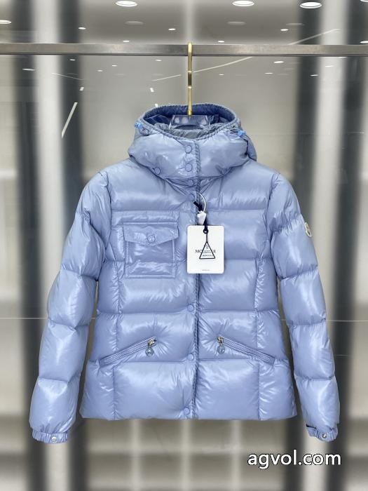 ブランド コピーMONCLERダウンジャケット最高ランク 今年の流行りファション 毎年大人気商品_0_2
