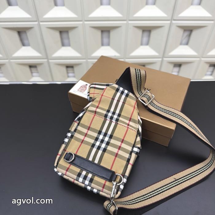 バッグ期間限定SALE 定番品 2026着回し度高めアイテム!BURBERRY偽 ブランド 通販_0_1
