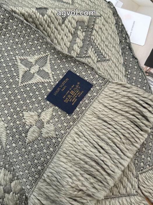 ブランド コピー 着払いLOUIS VUITTON&nbsp;&nbsp;マフラースタイルを綺麗に 税込価格 超人気でめちゃかわいい.._0_1
