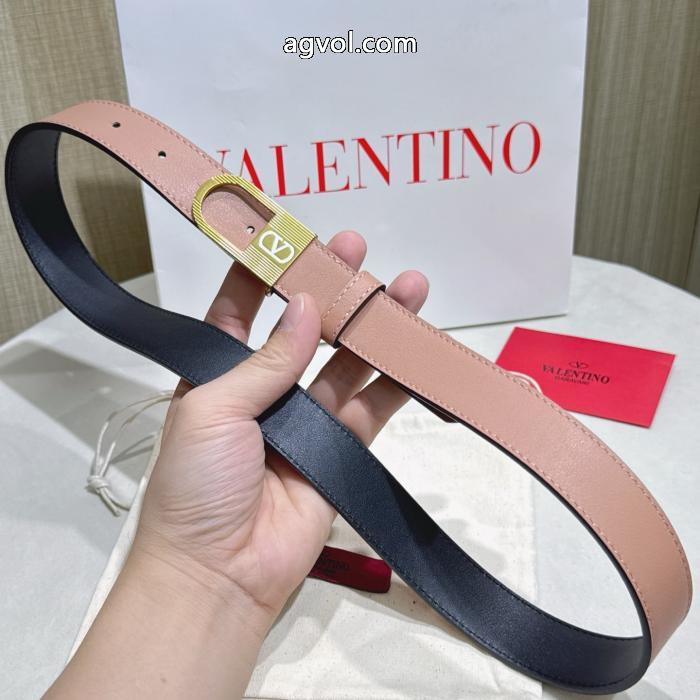 話題沸騰 2026新作新品 注目なアイテムベルトVALENTINOブランド スーパー コピー._0_3