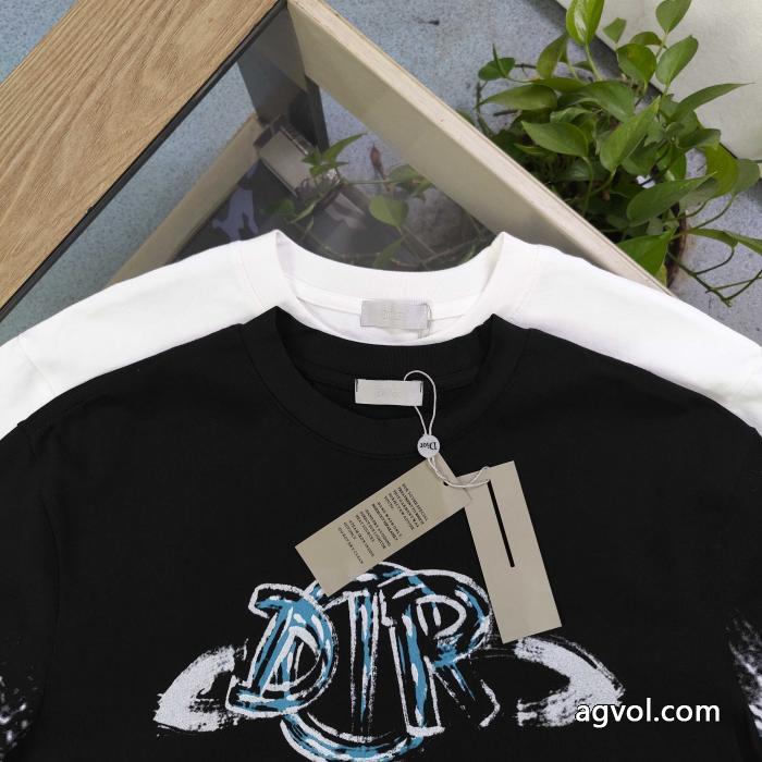 人気チャーム 新作入荷 使い勝手も良好半袖Tシャツスーパー コピー ブランド 通販DIOR_0_3