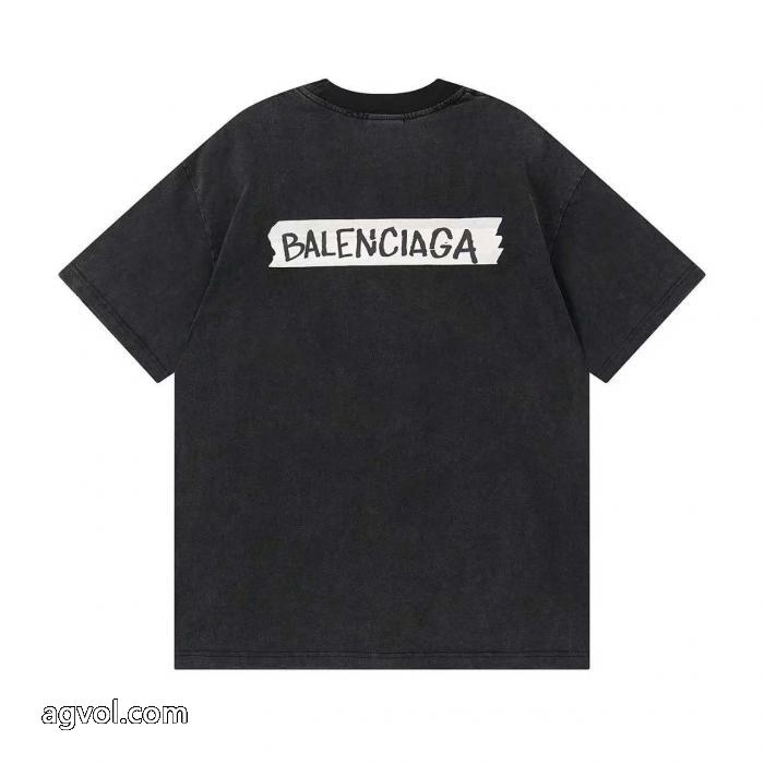 人目を引く存在感 お気に入りのスタイル 話題の新作コピー 通販半袖Tシャツバレンシアガ._0_1