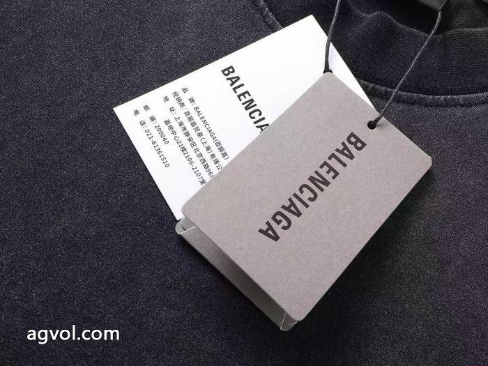人目を引く存在感 お気に入りのスタイル 話題の新作コピー 通販半袖Tシャツバレンシアガ._0_3