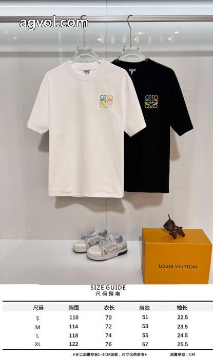 LOEWEスーパー コピー高級感の漂う逸品 2026年秋冬のトレンド 上品上質半袖Tシャツ_0_3