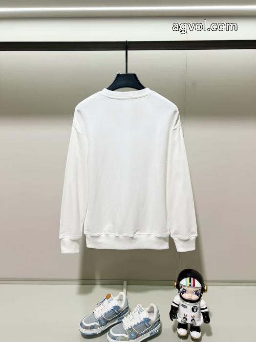 DIORパーカー偽 ブランドお洒落に魅せる 爽快感が絶妙にマッチ 人気モデル愛用_0_1