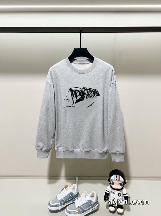 DIORパーカー偽 ブランドお洒落に魅せる 爽快感が絶妙にマッチ 人気モデル愛用_0_3
