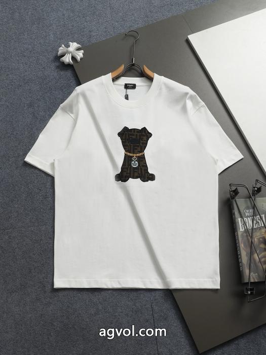 最新の秋冬アイテム 待望の再販売 ストリートの王道！フェンディシャツコピー ブランド 販売.._0_0