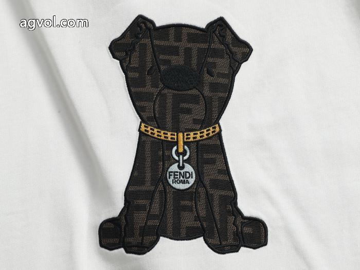 最新の秋冬アイテム 待望の再販売 ストリートの王道！フェンディシャツコピー ブランド 販売.._0_2