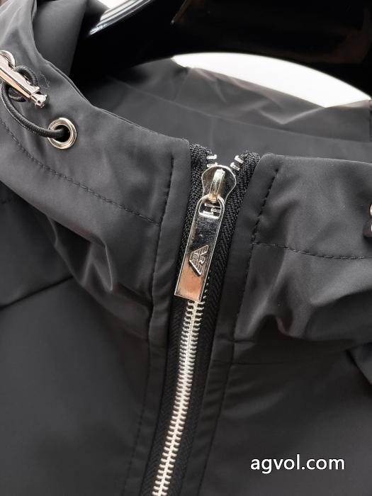 ブランド コピージャケットARMANI海外販売開始 使いやすさ抜群 2026トレンドカラー秋冬セール_0_1