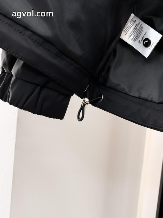 ブランド コピージャケットARMANI海外販売開始 使いやすさ抜群 2026トレンドカラー秋冬セール_0_3