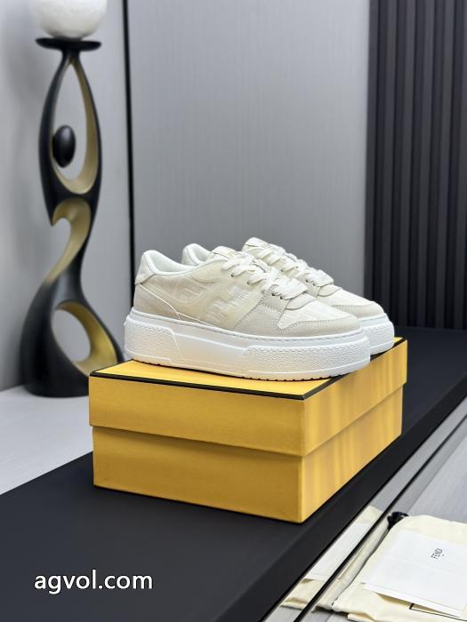 FENDI&nbsp;&nbsp;&nbsp;&nbsp;スニーカーブランド 偽物 激安 通販高級感のあるデザイン 今季買い逃した人必見! カジュアルを一歩大人に._0_2