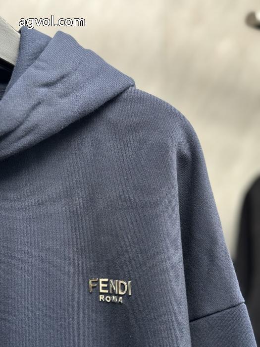 コピー ブランド 販売限定生産品 大人カジュアル 流行シンボルパーカーFENDI._0_2