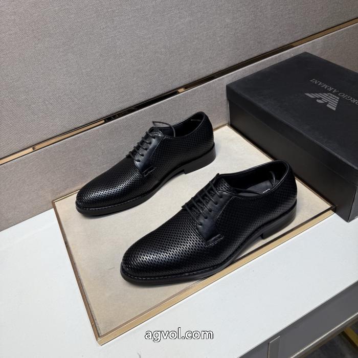 ARMANI靴 ブーツ魅力的 高級品 人目を引く存在感ブランド 偽物._0_1