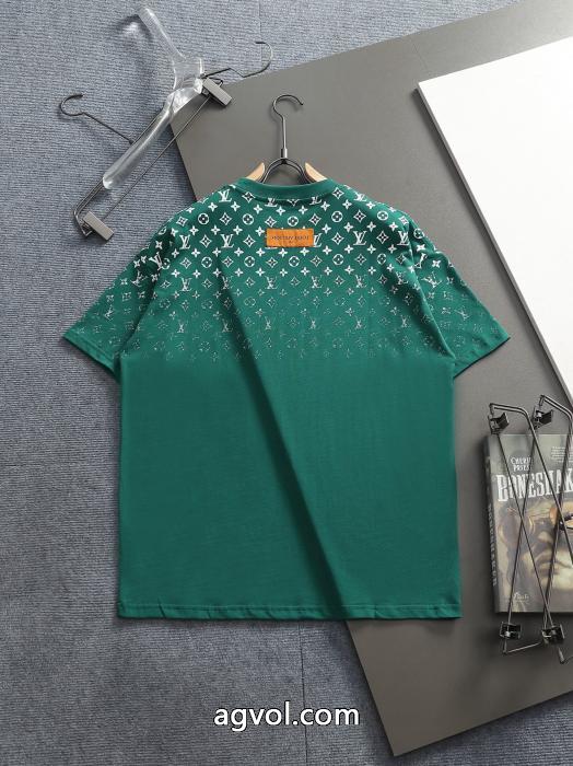 スーパー コピー メンズLOUIS VUITTON大人の上質感 海外セレブ定番愛用  今年新作登場Tシャツ_0_2