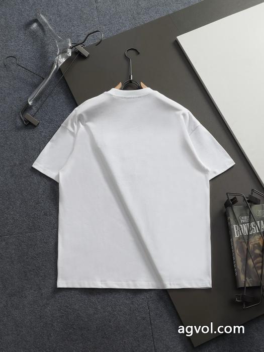 コピー 商品 販売流行っている 安心の品質いい SS26完売必至TシャツPRADA_0_2