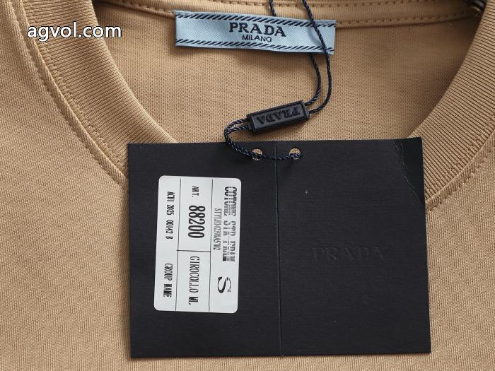 コピー 商品 販売流行っている 安心の品質いい SS26完売必至TシャツPRADA_0_3