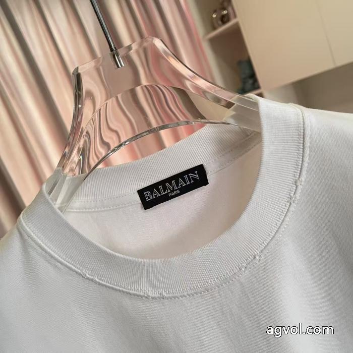 コピー 通販&nbsp;&nbsp;&nbsp;&nbsp;半袖Tシャツバルマン風合いが魅力 一味違うデザイン 多様多彩._0_3
