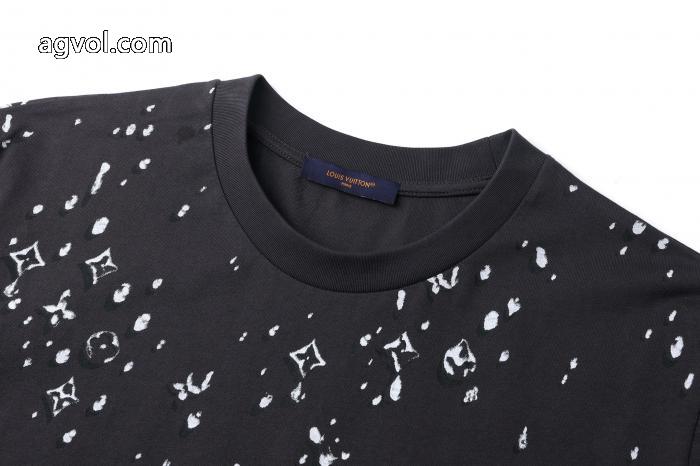 LOUIS VUITTONコピー 商品 ブランド半袖Tシャツ個性派  人気話題 優れもの_0_2