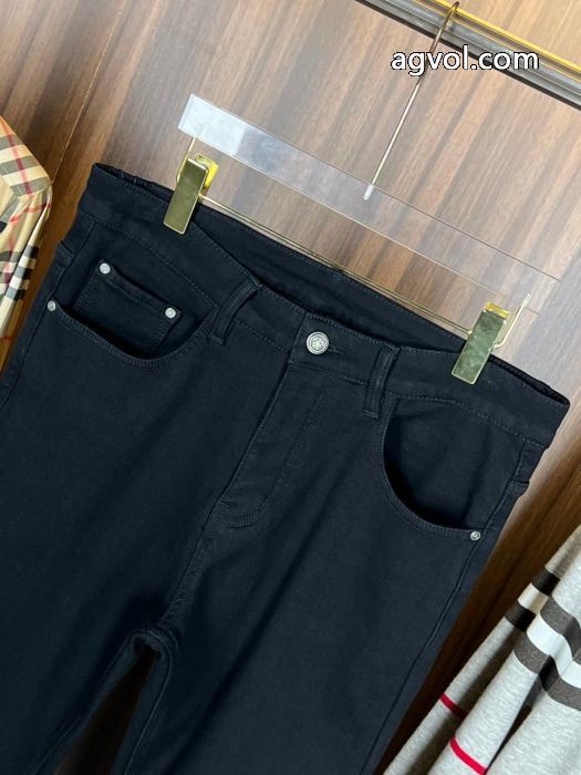 プラダ&nbsp;&nbsp;&nbsp;&nbsp;スラックスファッションに役立つ 北欧ブランド 肌触りのいい  コピー ブランド 販売.._0_3