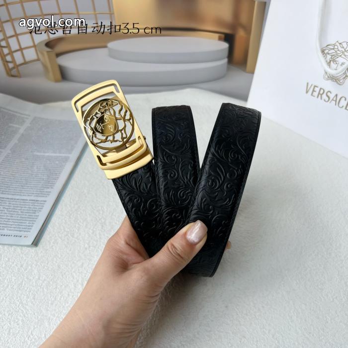 VERSACE大人っぽさ コスパ最高のプライス 根強い人気定番商品ベルトコピー ブランド 販売._0_2